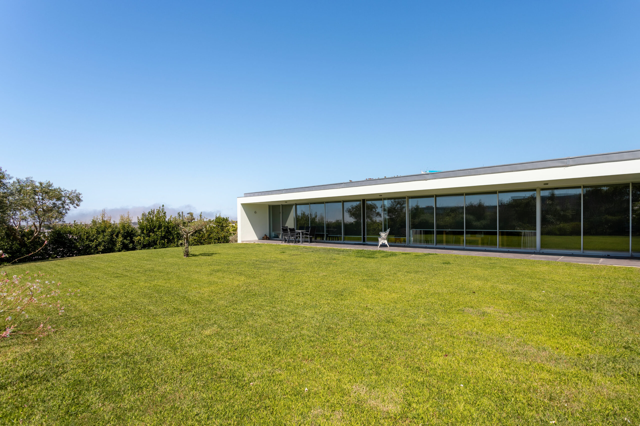 Souto de Moura 12 Villas  no Bom Sucesso