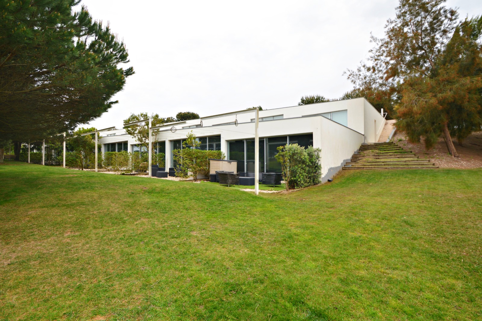 De Campos 23 Moradias em Banda no Bom Sucesso