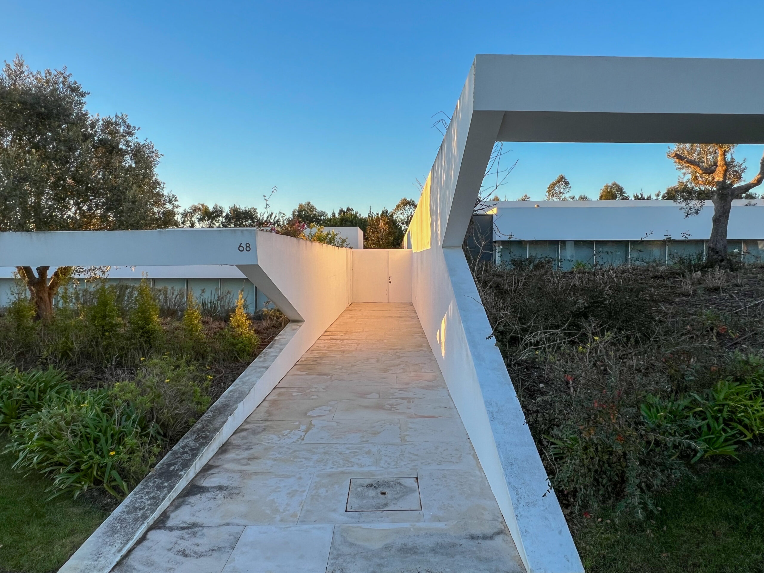 As 5 Villas Futuristas de Byrne no Bom Sucesso